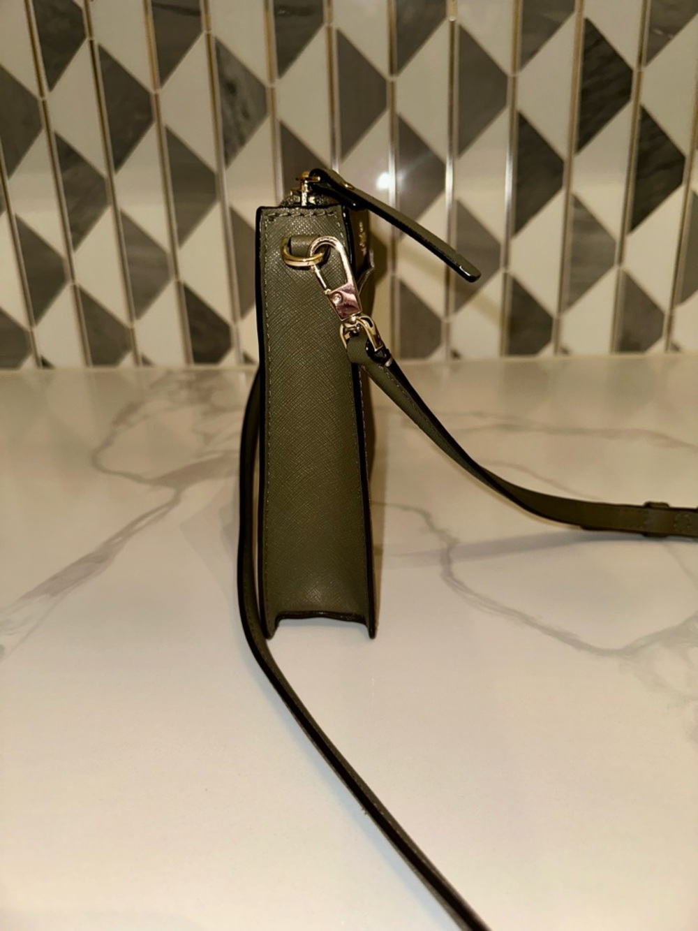 Kate Spade Cameron Street Clarise Olive Green Saffiano Leather Crossbody - Picture 4 of 8